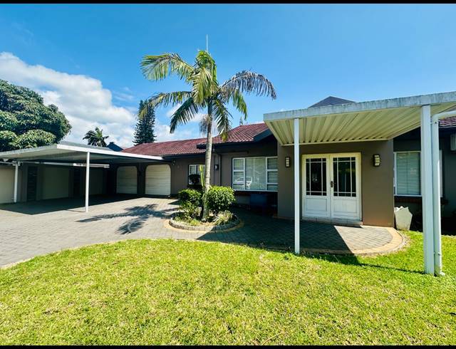 4 BEDROOM HOUSE FOR SALE IN MEER EN SEE